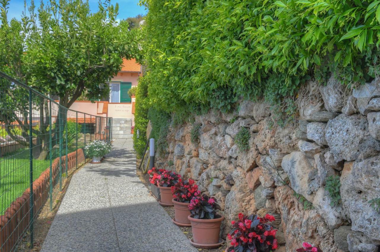 La Locanda Di Cucco Finale Ligure Exterior photo